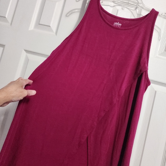 Beautiful Maxi - Picture 2 of 4